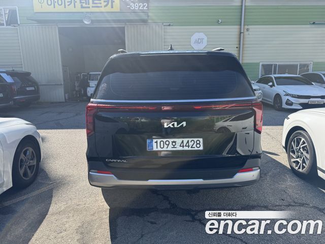 Kia Carnival Diesel 9-Seater Prestige — пробег 18 625 км — фото 5 из 5