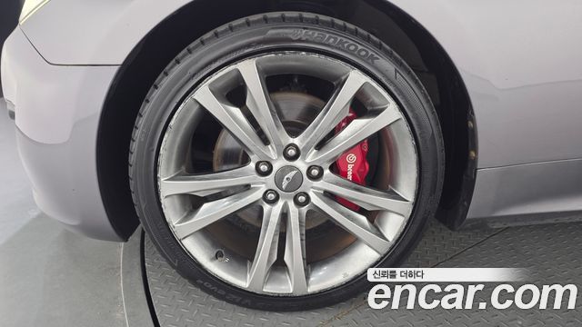 Hyundai Genesis из Кореи Encar