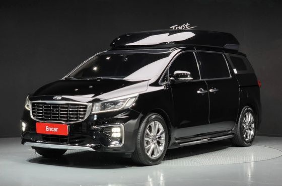 Kia Carnival 7-Seater Hi-Limousine President — пробег 138 938 км — фото 1 из 5