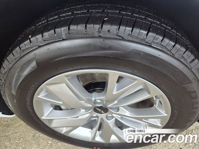 Genesis GV70 из Кореи Encar