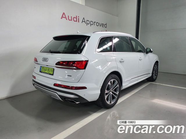 Audi Q7 55 TFSI Quattro — пробег 370 км — фото 2 из 5