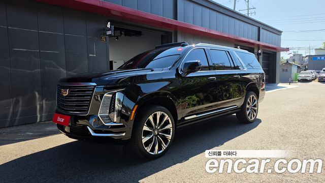 Cadillac Escalade 6.2 ESV ESV Sports Platinum — пробег 10 040 км — фото 1 из 5