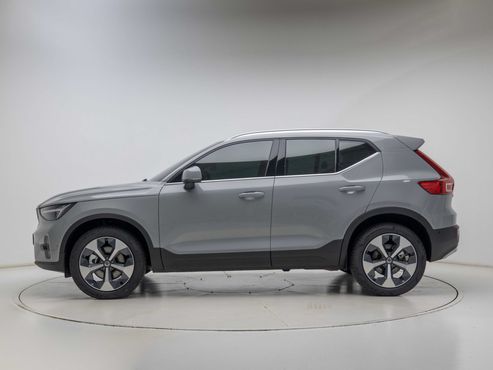 Volvo XC40 B4 Ultra Bright — пробег 351 км — фото 4 из 5