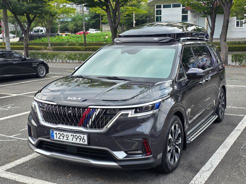 Kia Carnival Diesel 7-Seater Signature — пробег 90 700 км — фото 3 из 5