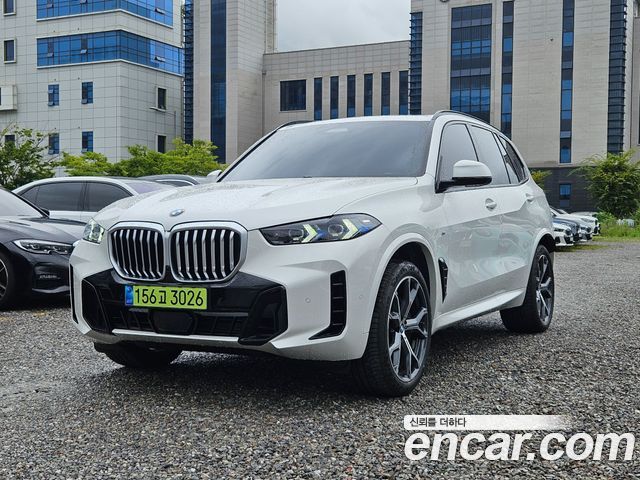 BMW X5 xDrive 40i M Sport — пробег 4 089 км — фото 1 из 5