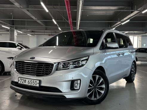 Kia Carnival 11-seater Prestige — пробег 235 945 км — фото 4 из 5