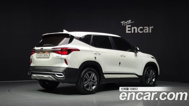 Kia Seltos из Кореи Encar