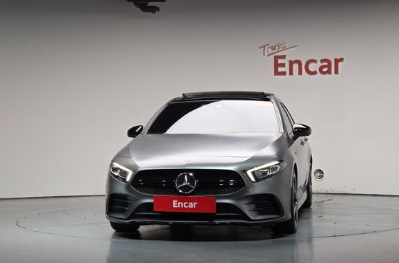 Mercedes-Benz A-Class AMG A35 4MATIC Sedan — пробег 20 985 км — фото 3 из 5