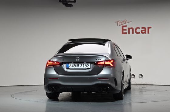 Mercedes-Benz A-Class AMG A35 4MATIC Sedan — пробег 20 985 км — фото 4 из 5
