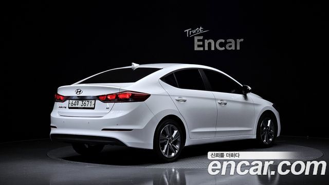 Hyundai AVANTE из Кореи Encar