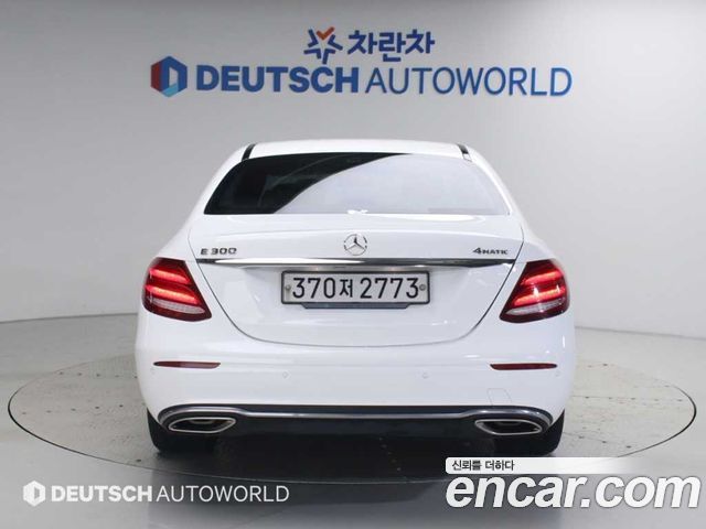 Mercedes-Benz E-Class из Кореи Encar