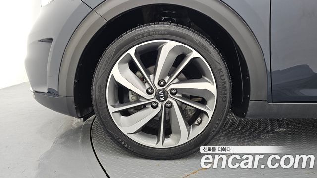 Kia Niro из Кореи Encar