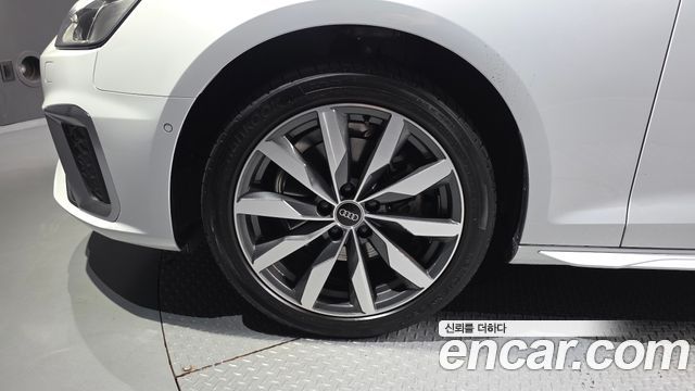 Audi A4 из Кореи Encar