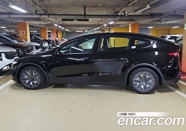 Tesla Model Y L Long Range AWD — пробег 1 км — фото 5 из 5