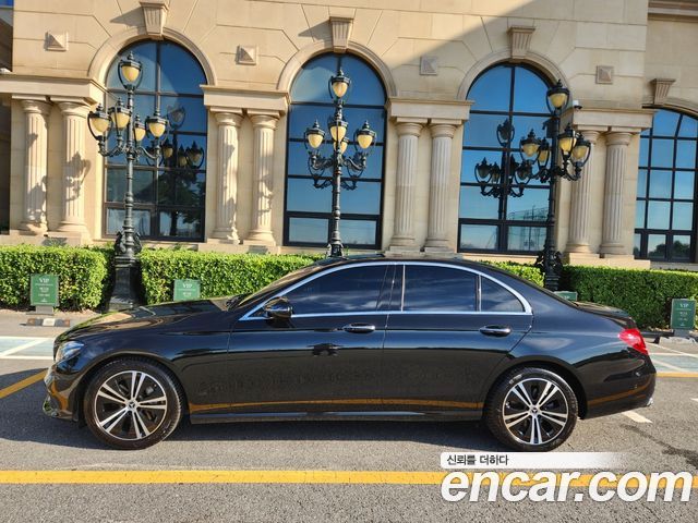 Mercedes-Benz E-Class из Кореи Encar