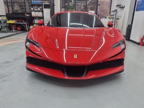 Ferrari SF90 4.0 — пробег 8 557 км — фото 3 из 5
