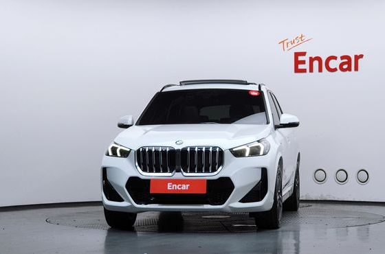 BMW X1 xDrive 20i M Sport — пробег 56 954 км — фото 3 из 5