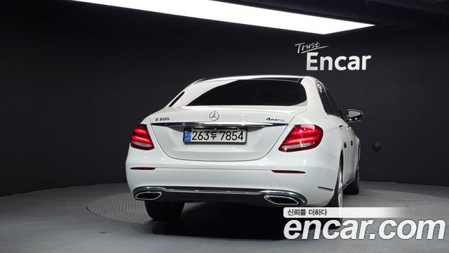 Mercedes-Benz E-Class из Кореи Encar