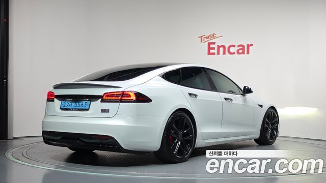 Tesla Model S Plaid — пробег 137 085 км — фото 2 из 5