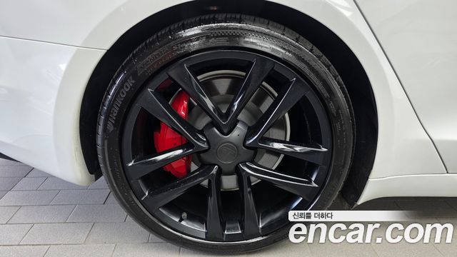 Tesla Model S Plaid — пробег 137 085 км — фото 5 из 5