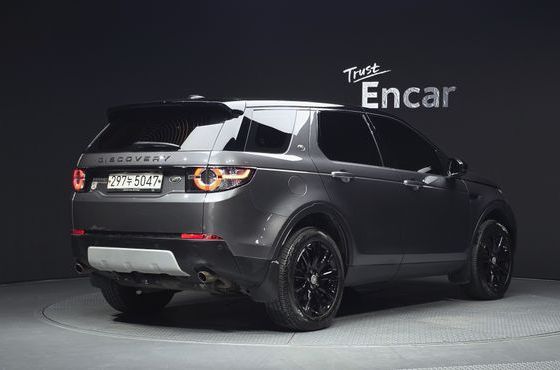 Land Rover Discovery Sport 2.0 TD4 HSE Luxury — пробег 170 525 км — фото 2 из 5