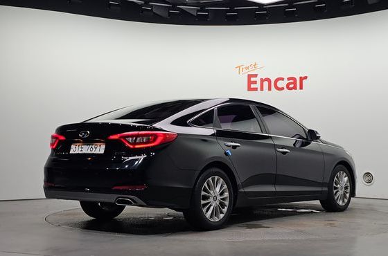 Hyundai Sonata 2.0 Smart — пробег 144 986 км — фото 2 из 5