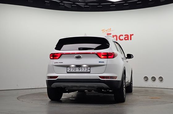 Kia Sportage Diesel 2WD Prestige — пробег 175 456 км — фото 4 из 5