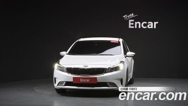 Kia K3 из Кореи Encar