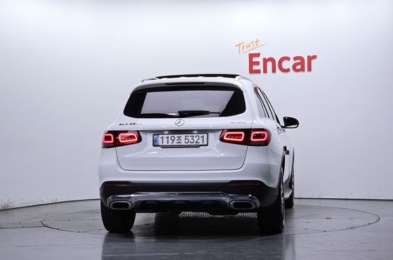 Mercedes-Benz GLC-Class GLC220 d 4MATIC — пробег 99 093 км — фото 4 из 5