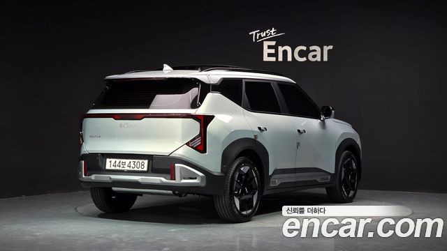 Kia Seltos Gasoline 1.6T 2WD Signature — пробег 1 007 км — фото 2 из 5