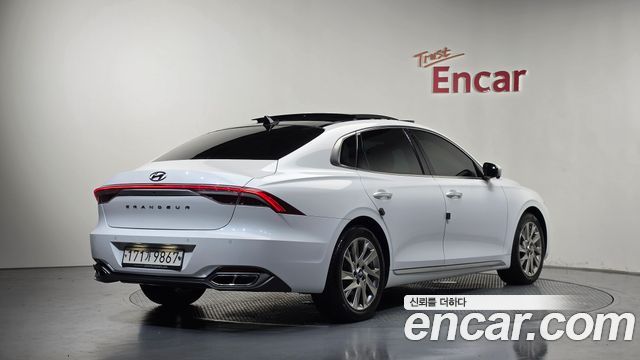 Hyundai Grandeur из Кореи Encar