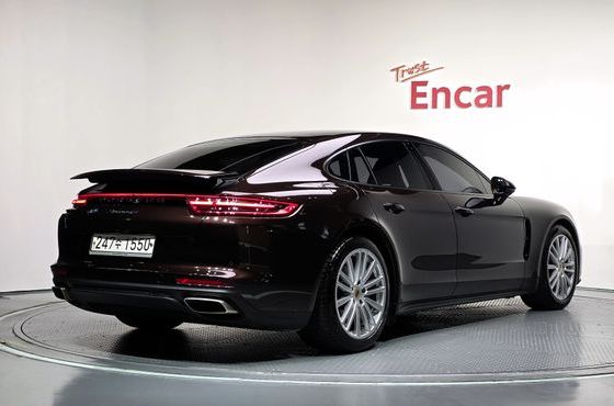 Porsche Panamera 3.0 AWD — пробег 62 166 км — фото 2 из 5