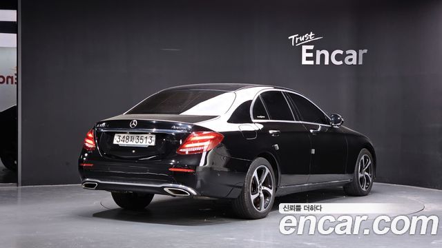 Mercedes-Benz E-Class из Кореи Encar