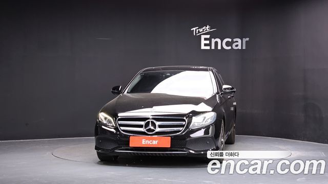 Mercedes-Benz E-Class из Кореи Encar