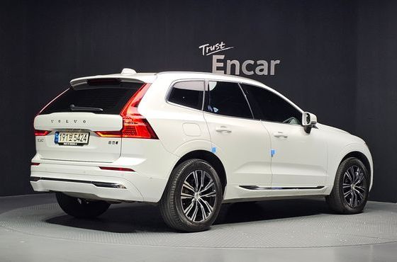Volvo XC60 B5 Inscription — пробег 50 830 км — фото 2 из 5