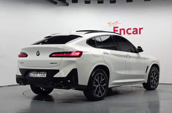BMW X4 xDrive20i M Sport — пробег 43 670 км — фото 2 из 5