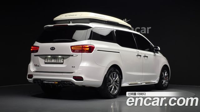 Kia Carnival из Кореи Encar