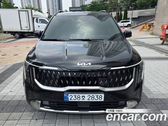 Kia Carnival HEV 9seater Nobless — пробег 750 км — фото 1 из 5