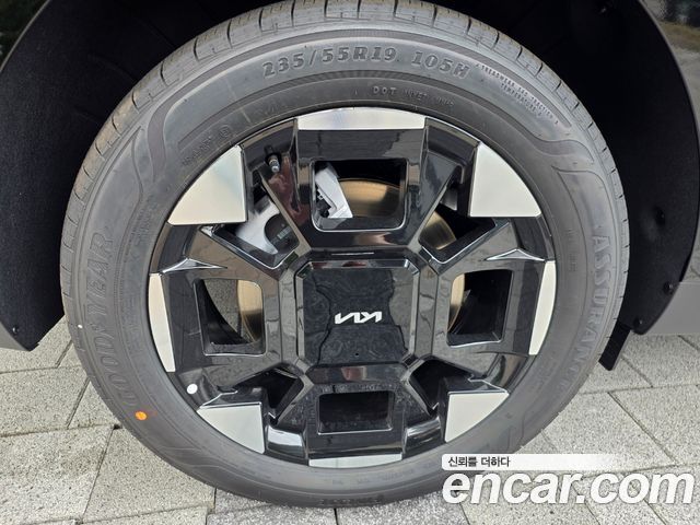 Kia Carnival HEV 9seater Nobless — пробег 750 км — фото 5 из 5