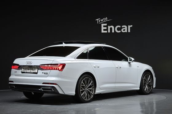 Audi A6 40 TDI Premium — пробег 48 335 км — фото 2 из 5