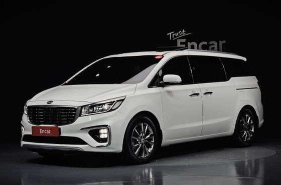 Kia Carnival 9-Seater Prstige — пробег 106 044 км — фото 1 из 5