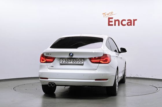 BMW Gran Turismo GT 320d — пробег 131 065 км — фото 4 из 5