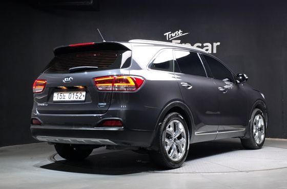 Kia Sorento Diesel 2.0 2WD Prestige — пробег 66 859 км — фото 2 из 5