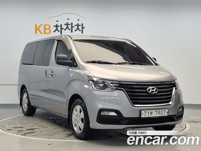 Hyundai Starex Wagon 11-Seater Smart — пробег 61 699 км — фото 3 из 5