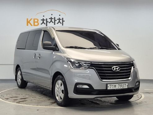 Hyundai Starex Wagon 11-Seater Smart — пробег 61 699 км — фото 3 из 5