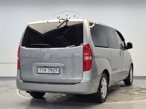 Hyundai Starex Wagon 11-Seater Smart — пробег 61 699 км — фото 4 из 5