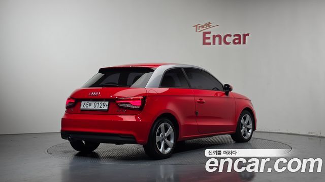 Audi A1 30 TDI Sport — пробег 38 195 км — фото 2 из 5