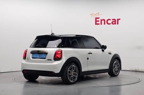 Mini Cooper Resolute Edition 3rd — пробег 29 948 км — фото 2 из 5
