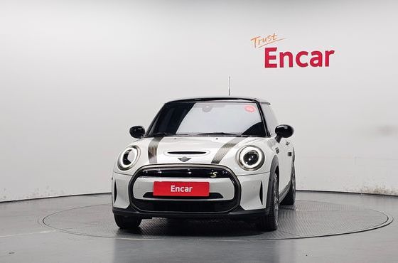 Mini Cooper Resolute Edition 3rd — пробег 29 948 км — фото 3 из 5