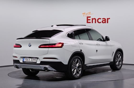 BMW X4 xDrive20d xLine — пробег 39 923 км — фото 2 из 5
